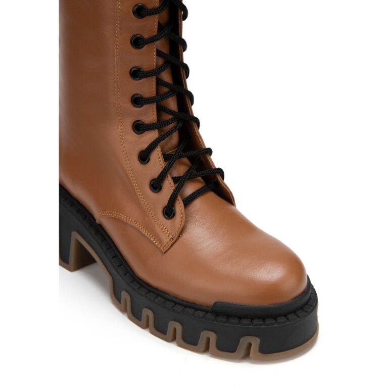 Bocanci Amanda Brown